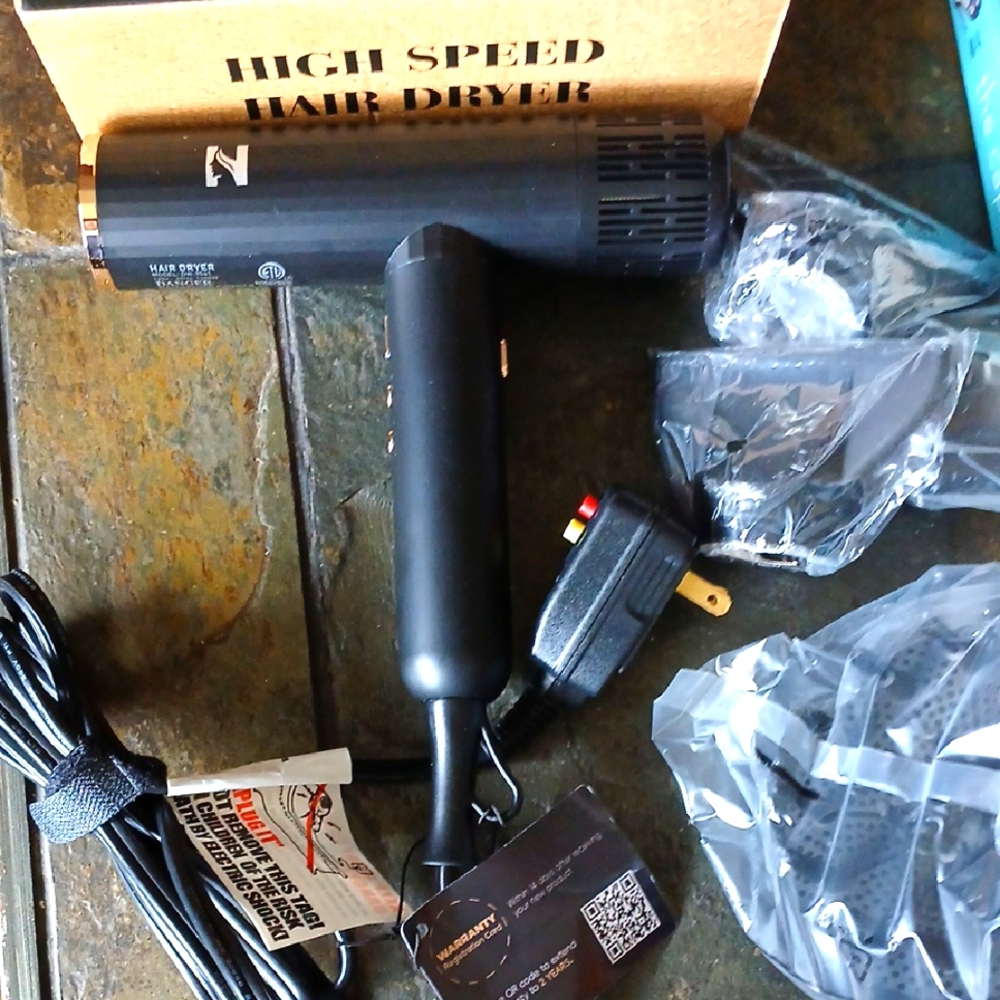 Black High Speed Hair Dryer.1600 Watts.  D